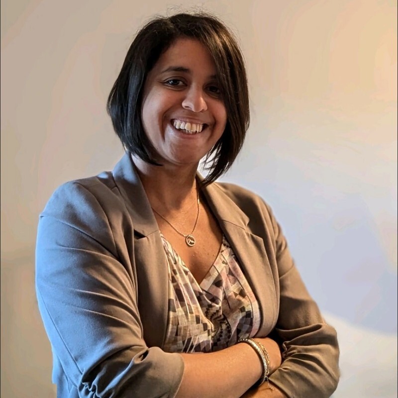 simona cirelli finder